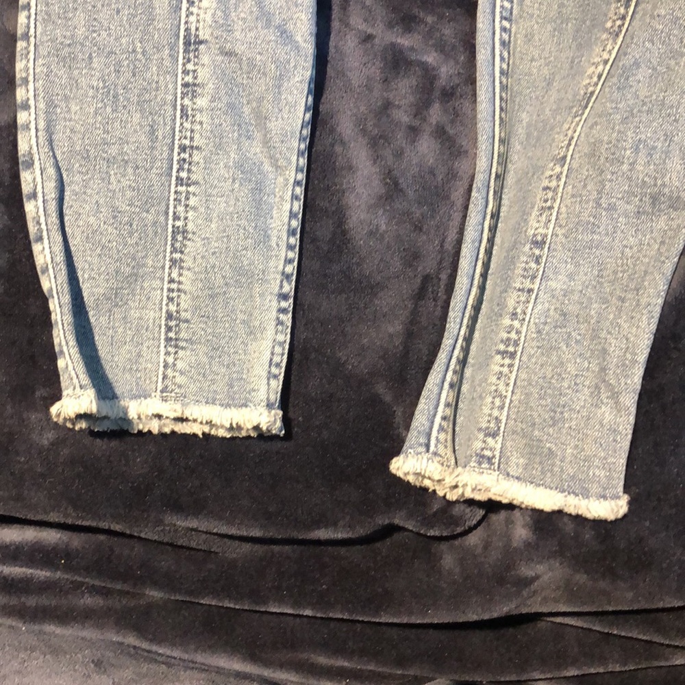 Hollister jeans - Picture 2 of 3